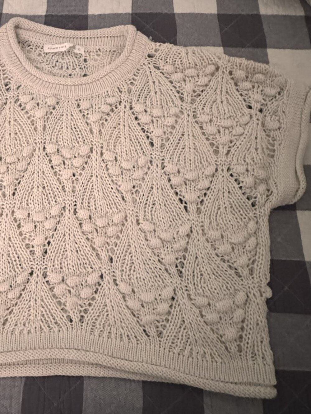 Altar’d State Evelyn Ivory Pointelle Sweater Vest Size Large - CG0514 - Picture 9 of 10